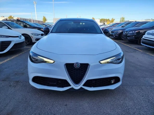 Alfa Romeo Giulia * TI * * AWD* * HeadUp* * AвтоКредит* (ЦЕНА ДО БГ) - изображение 2