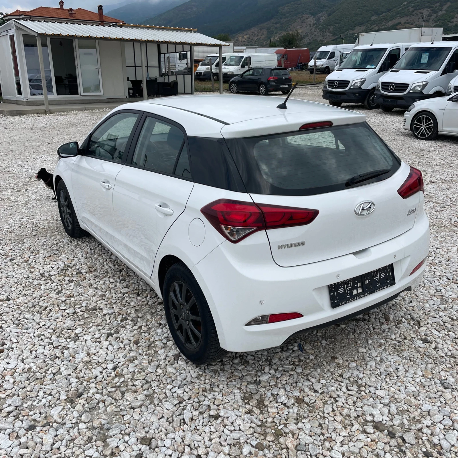 Hyundai I20 1.1CRDi-Клима-ЕВРО6 - изображение 5