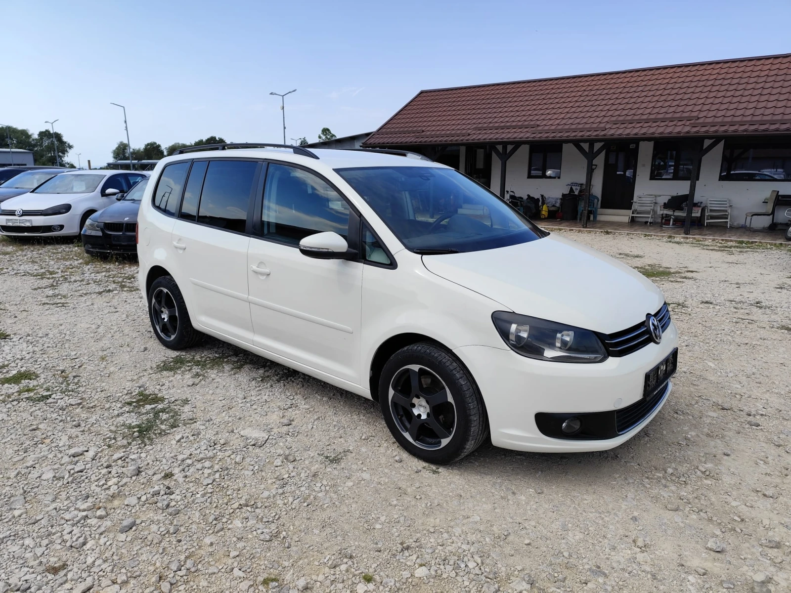 VW Touran 1.6 дизел Автомат Италия - изображение 3