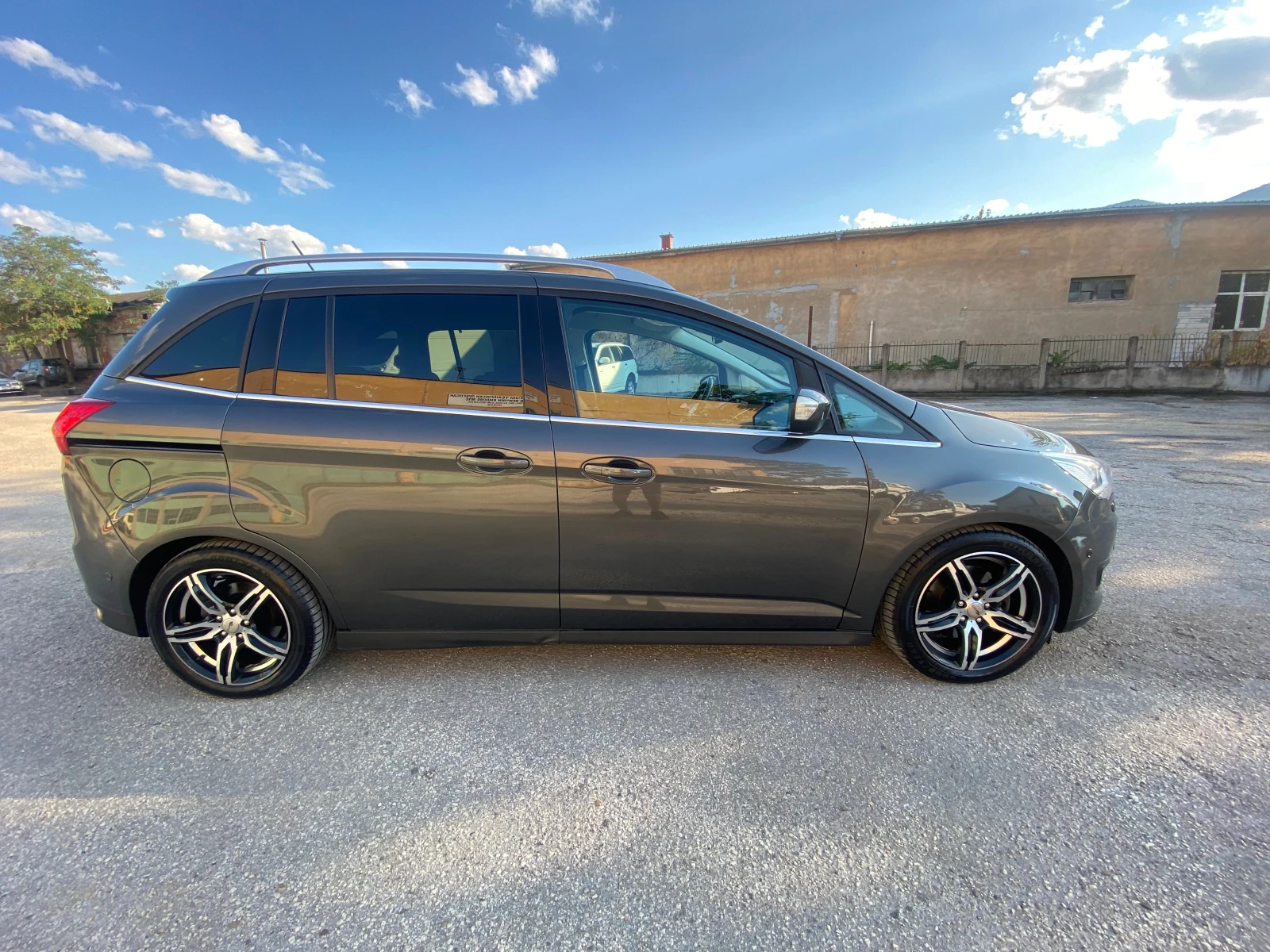 Ford Grand C-Max 56700км 2019г евро-6 - изображение 4