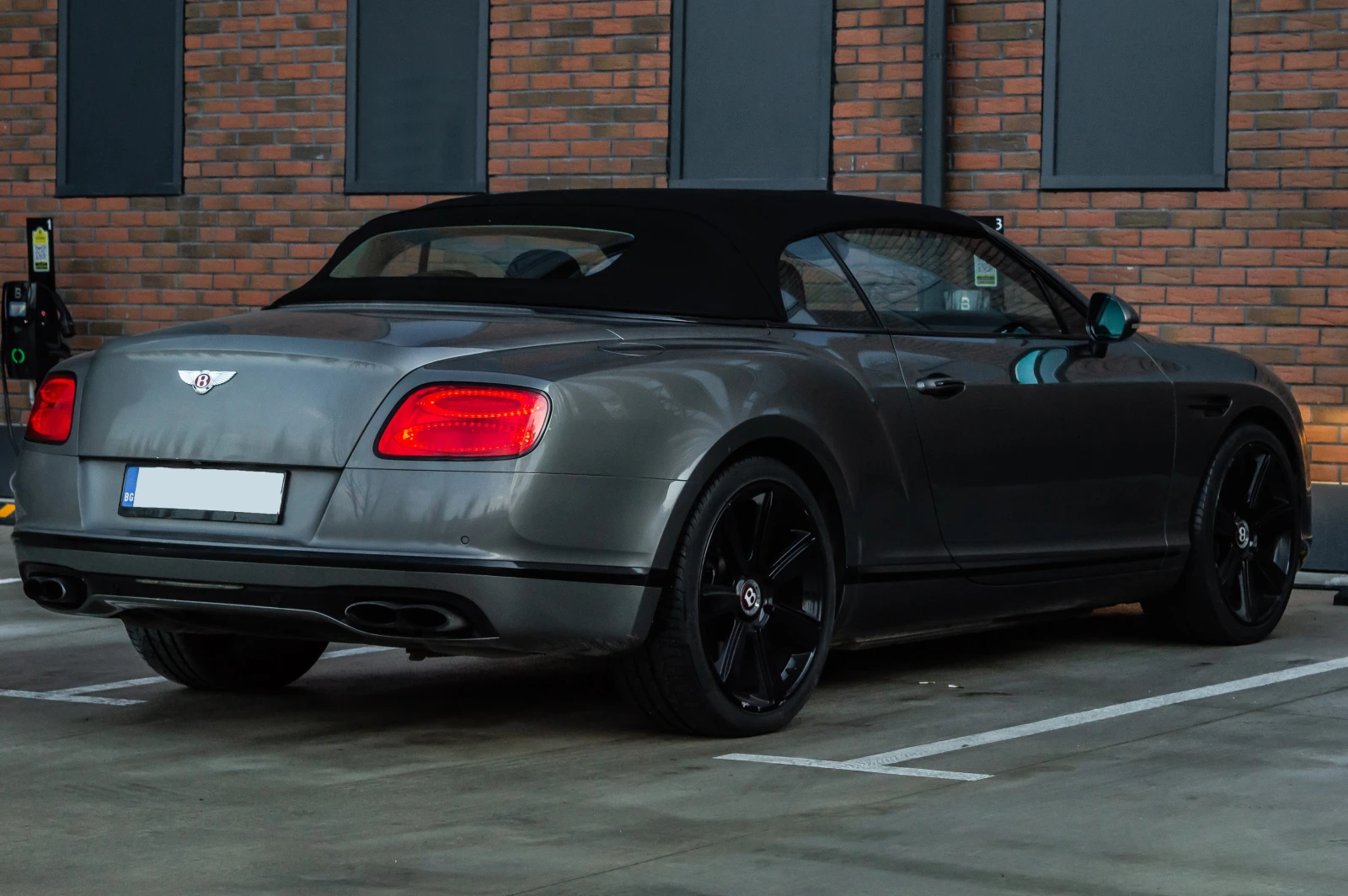 Bentley Continental GTC 4.0 V8 - изображение 4