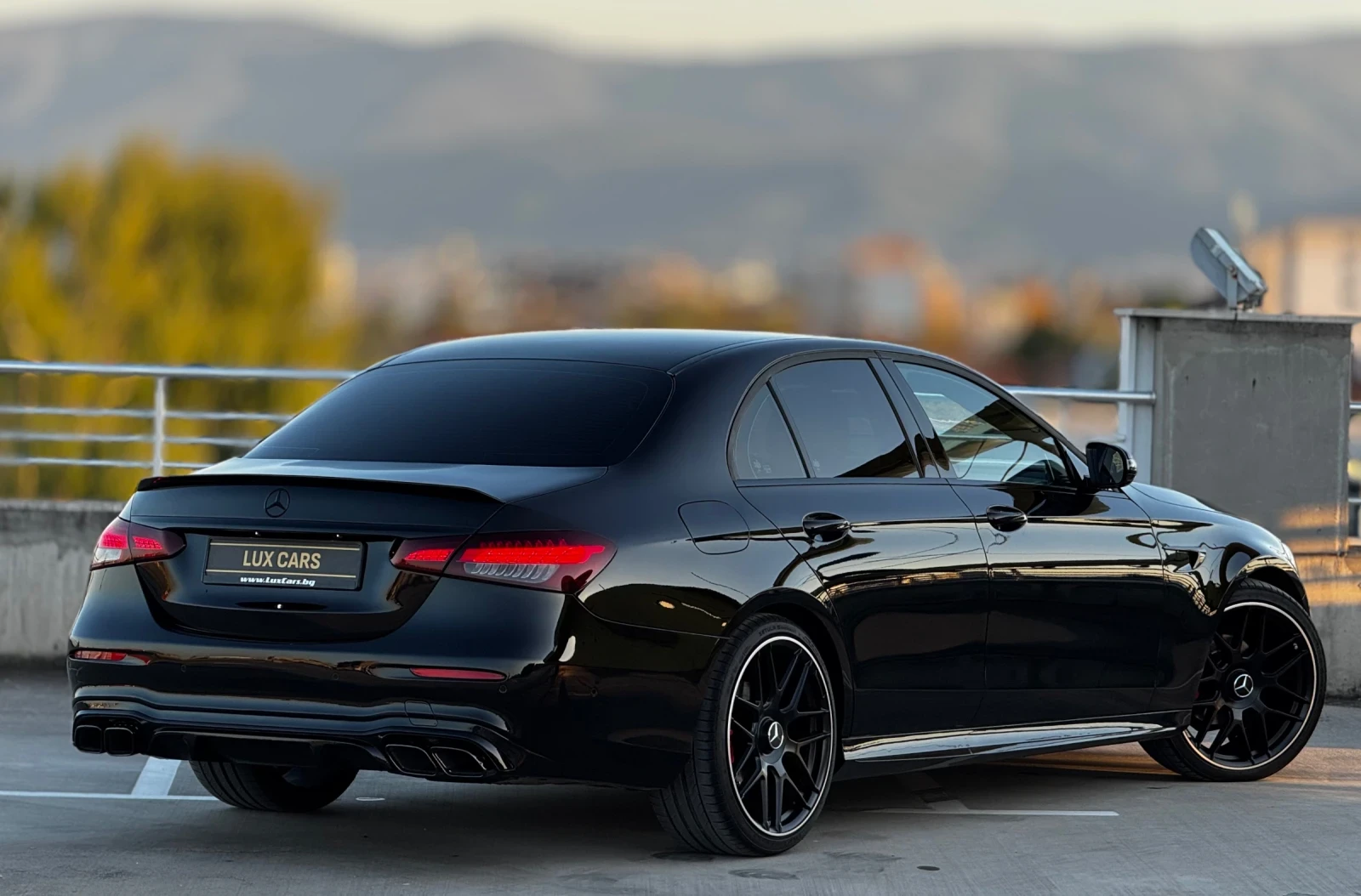 Mercedes-Benz E 220 - Face 63 AMG - Ambient - Carbon - Active sound - - изображение 2