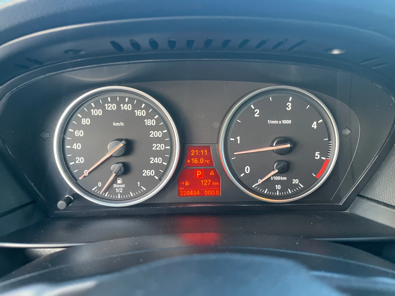 BMW 530 D FACELIFT NAVI BI-XENON 235КС, снимка 14 - Автомобили и джипове - 51737307