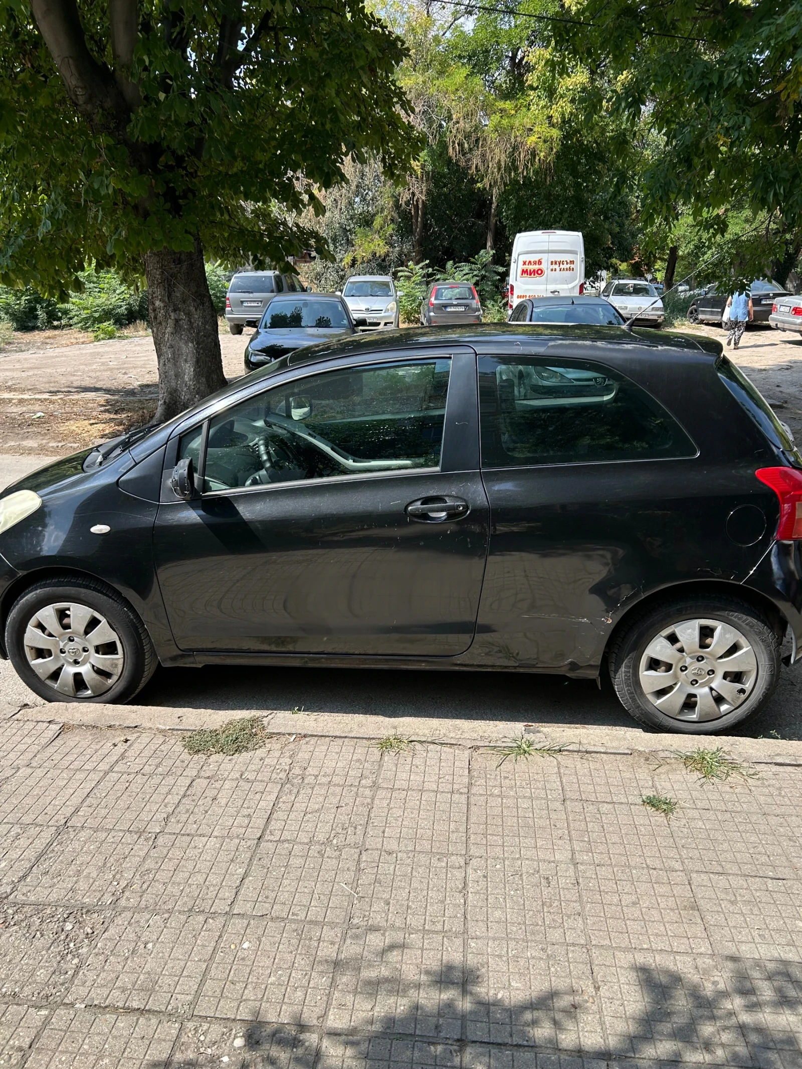 Toyota Yaris 1.0 - изображение 5