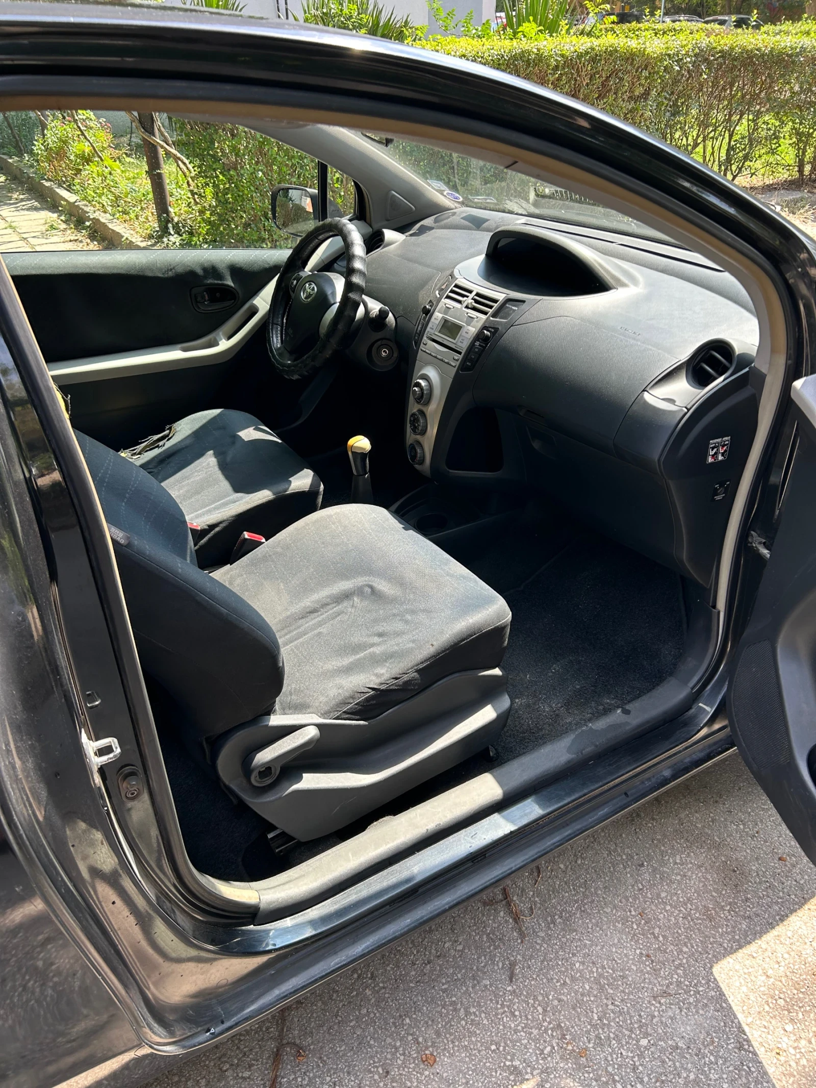 Toyota Yaris 1.0 - изображение 10