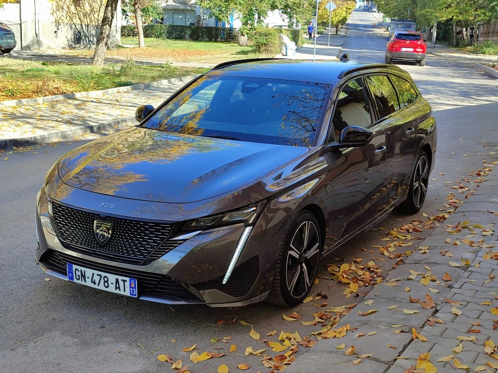 Peugeot 308 SW GT        Face lift  AET8 | Mobile.bg   7