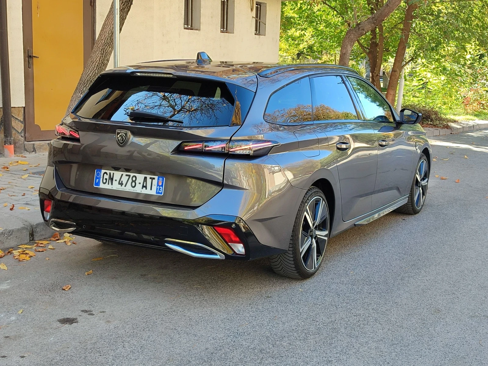 Peugeot 308 SW GT        Face lift  AET8 | Mobile.bg   3