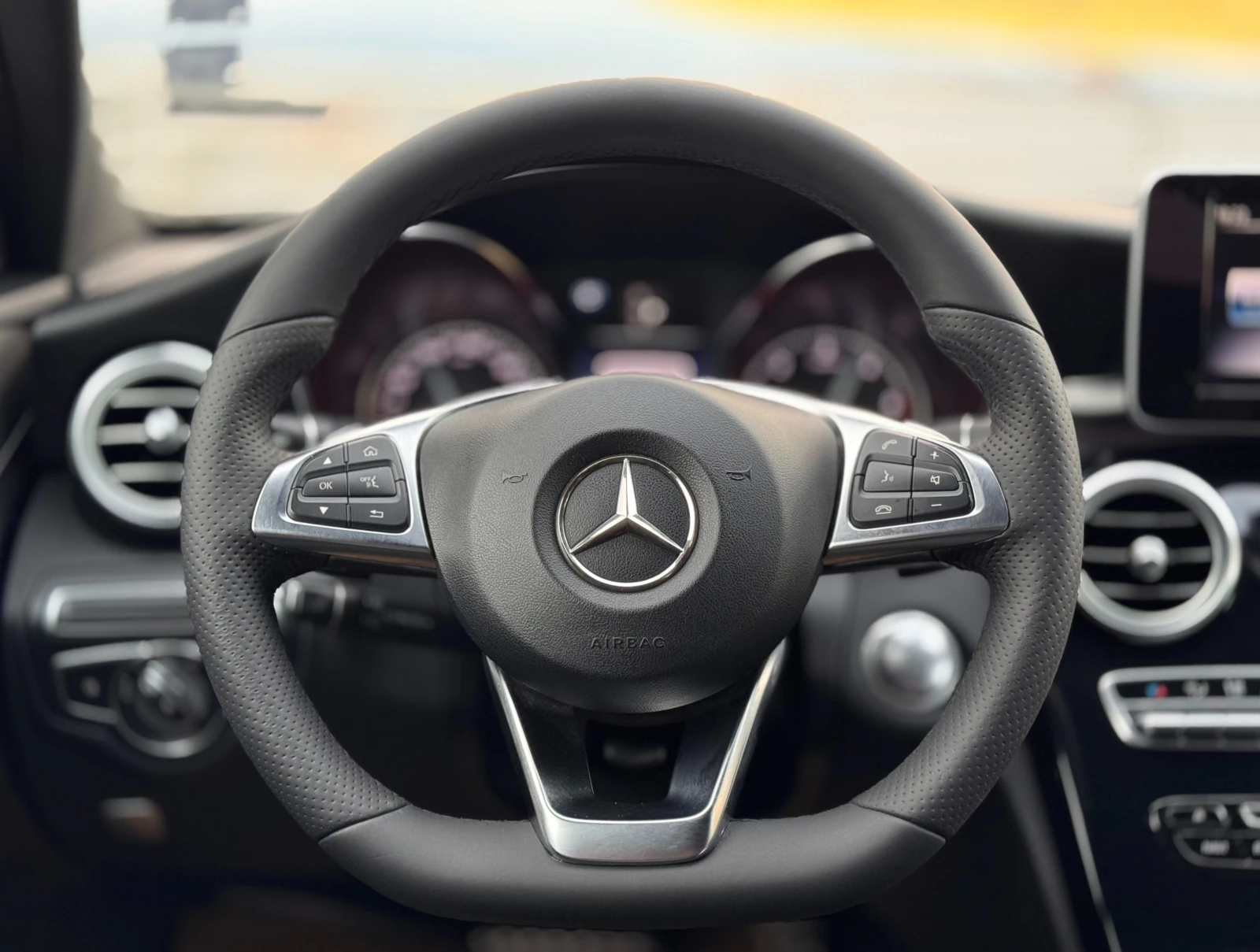 Mercedes-Benz C 220 - AMG Optic - 9G - LED - Navi - Регистрирана - - изображение 8