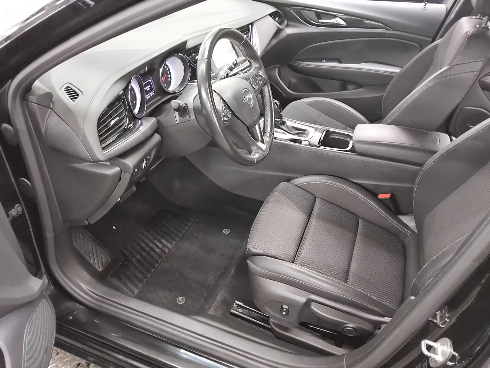 Opel Insignia 1.5/ST-LINE/122HP/ELEGANCE/LED/L.ASS/CRUISEC./911f - изображение 6