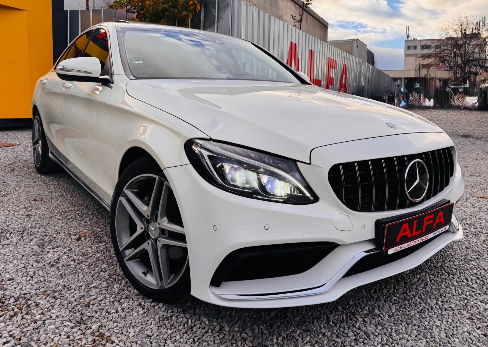 Mercedes-Benz C 220 d/6.3 AMG/V8 TUNING/ПОРЪЧКОВ/ТОП ВИЗИЯ/ВС.ЕКСТРИ// - изображение 3