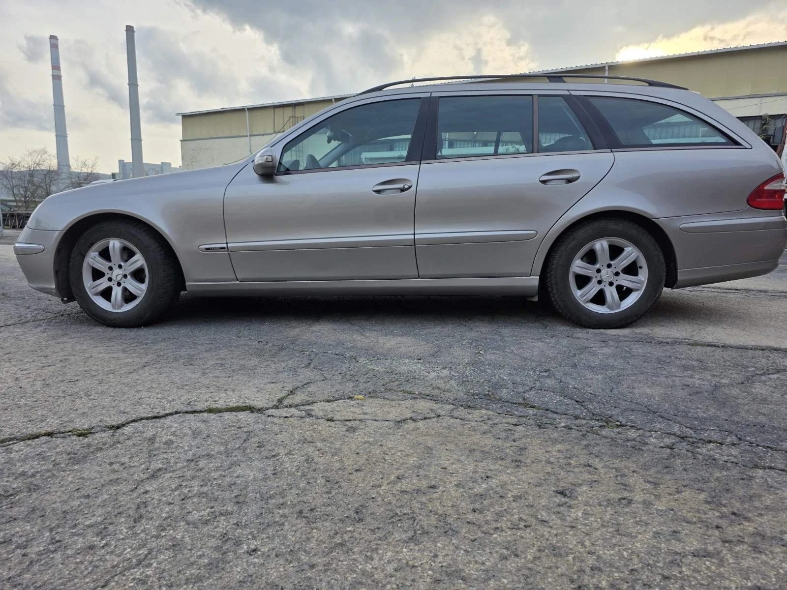 Mercedes-Benz E 220 CDI �� ������� | Mobile.bg � ����������� 5