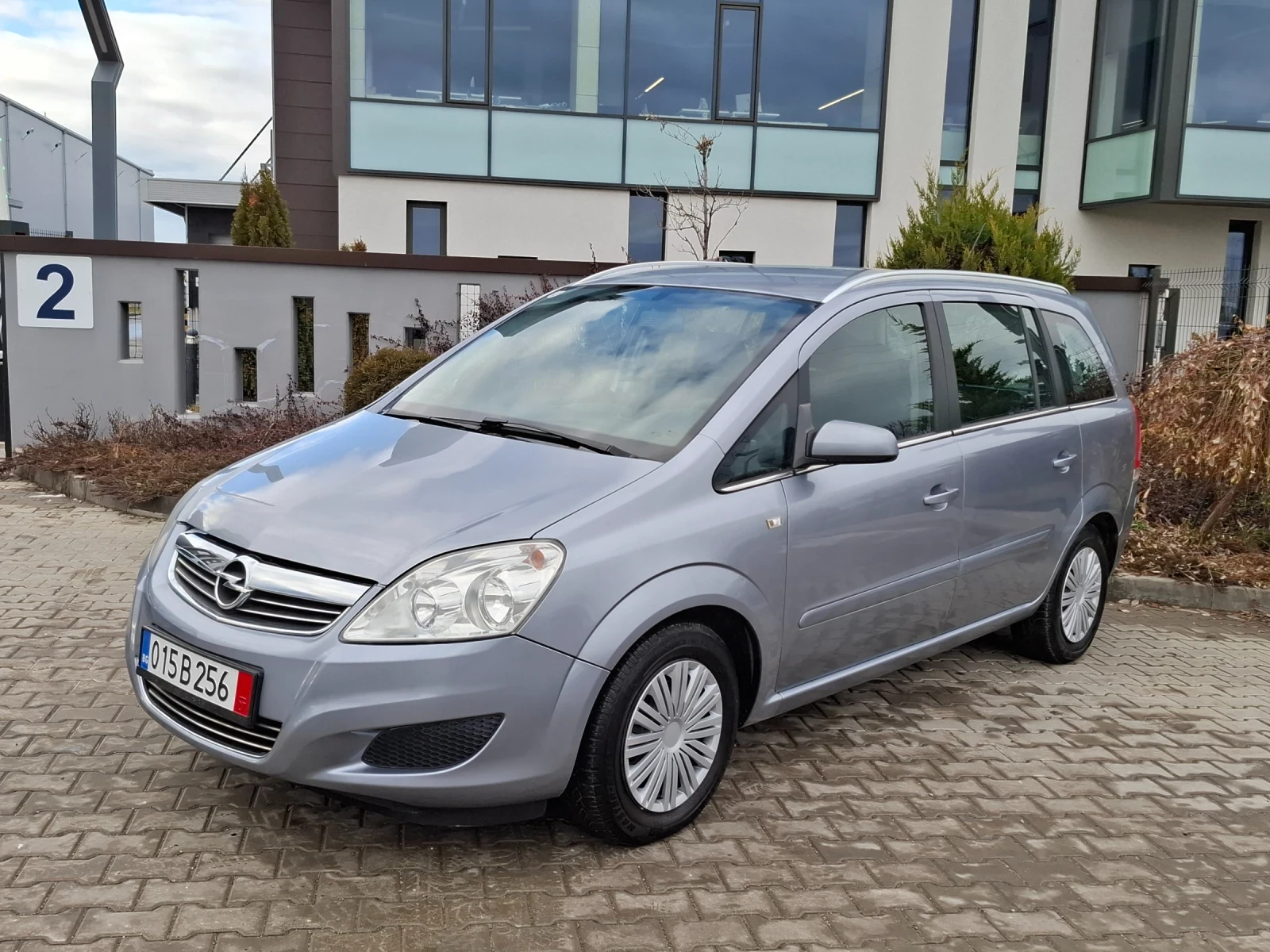 Opel Zafira 1.6I* (115кс)* FACELIFT* 7-МЕСТА* HOB BHOC*  - изображение 10