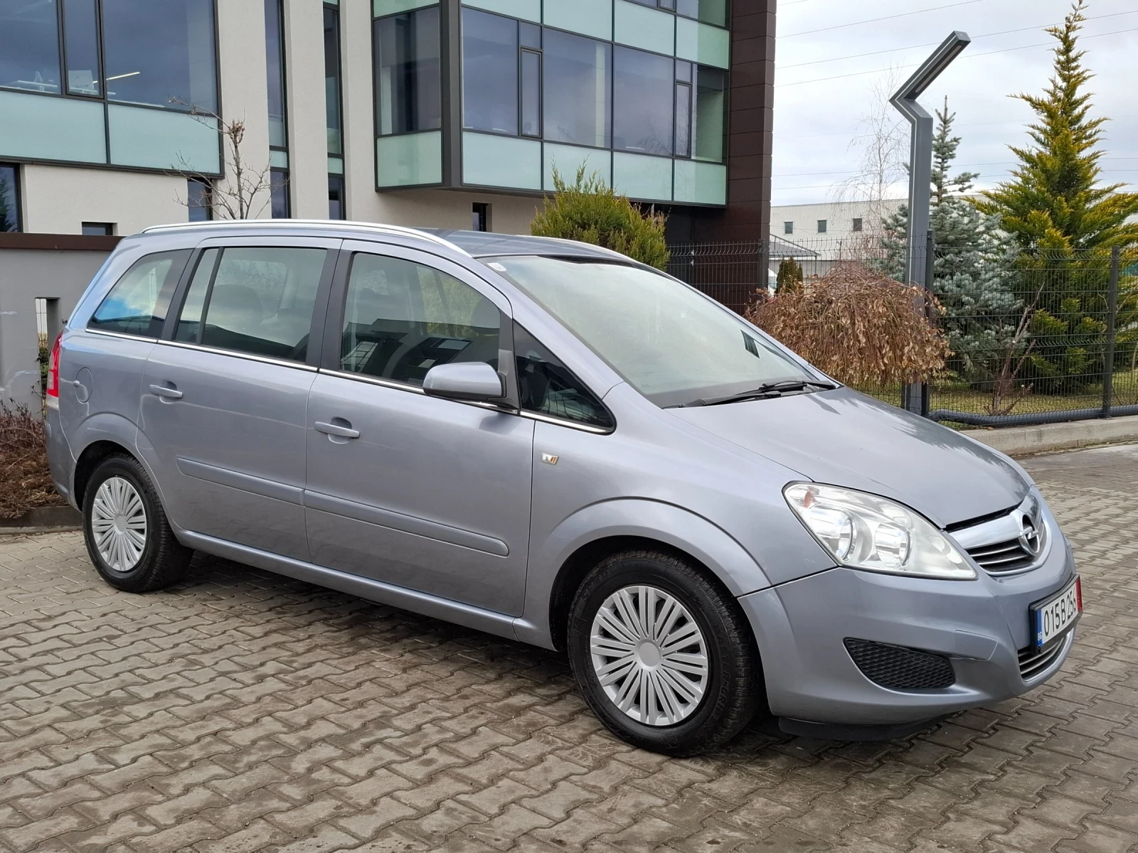 Opel Zafira 1.6I* (115кс)* FACELIFT* 7-МЕСТА* HOB BHOC*  - изображение 5