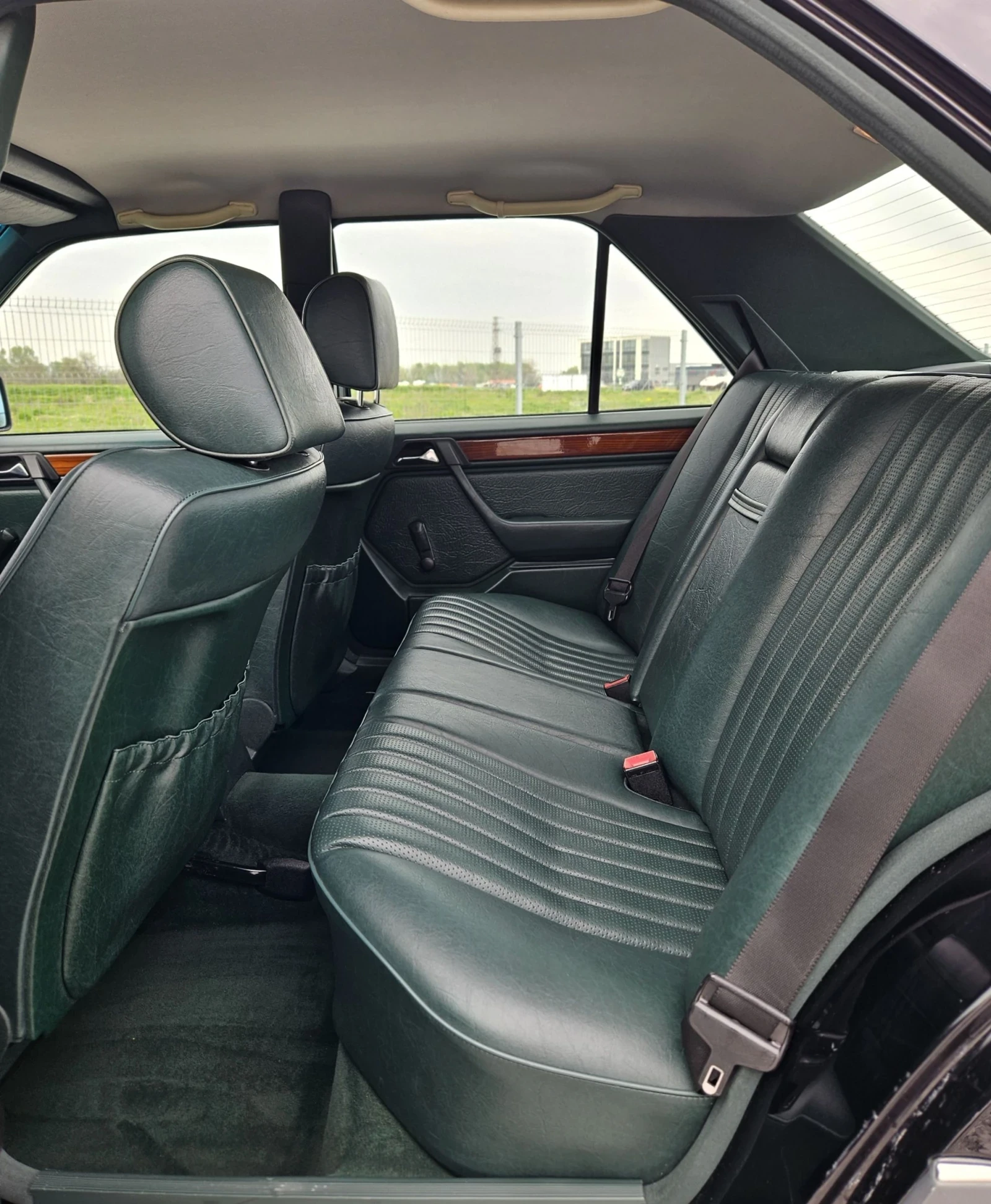 Mercedes-Benz E 230 ������� ��������� �� 124.000��  | Mobile.bg � ����������� 12