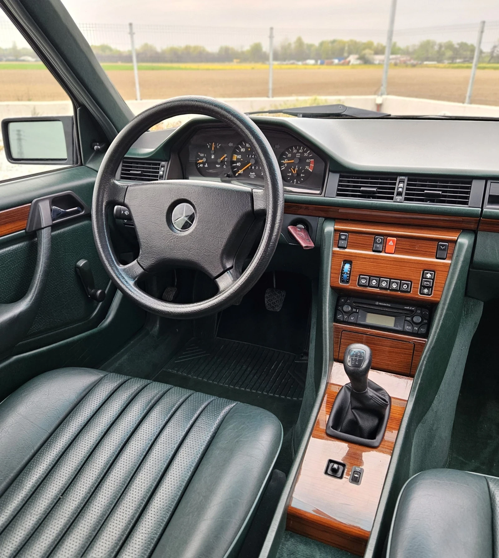 Mercedes-Benz E 230 ������� ��������� �� 124.000��  | Mobile.bg � ����������� 8