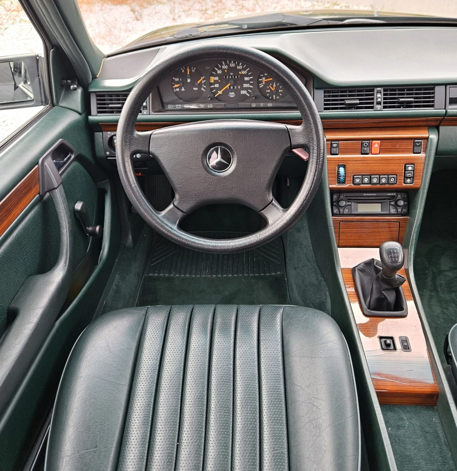 Mercedes-Benz E 230 ������� ��������� �� 124.000��  | Mobile.bg � ����������� 9