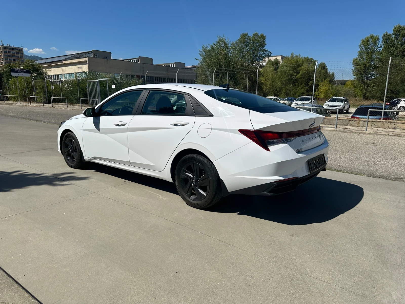 Hyundai Elantra Preferred | Mobile.bg � ����������� 3