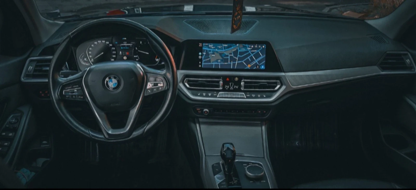 BMW 320 Xd midlhybrid, снимка 5 - Автомобили и джипове - 53757264