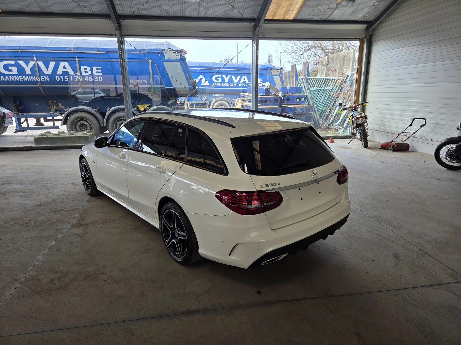 Mercedes-Benz C 300 Break 300e Sport edition, снимка 3 - Автомобили и джипове - 53998634