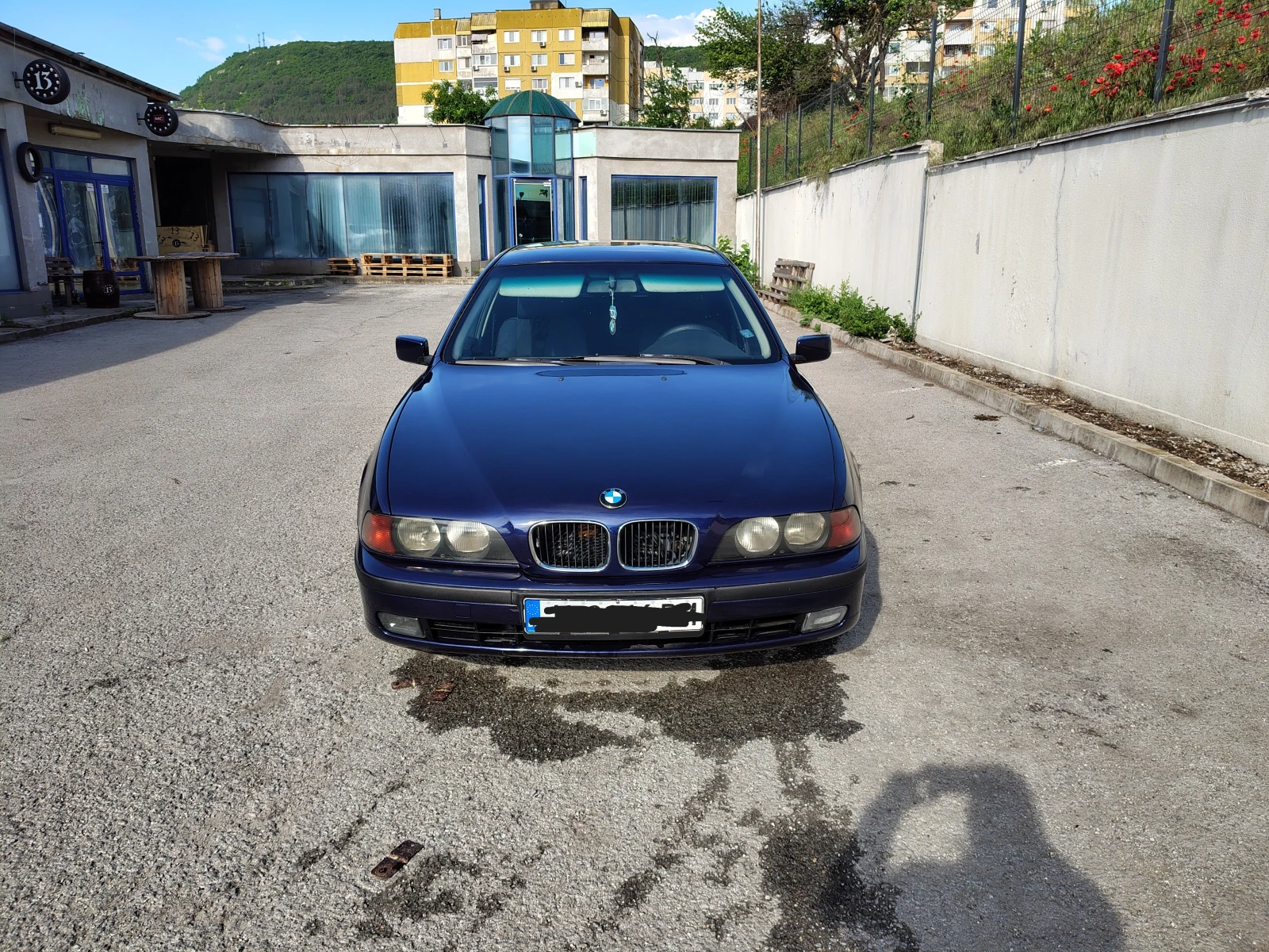 BMW 523, снимка 2 - Автомобили и джипове - 54672141