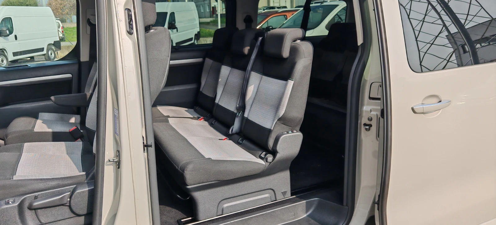 Citroen Jumpy Spacetourer 8+ 1, снимка 15 - Автомобили и джипове - 54706775