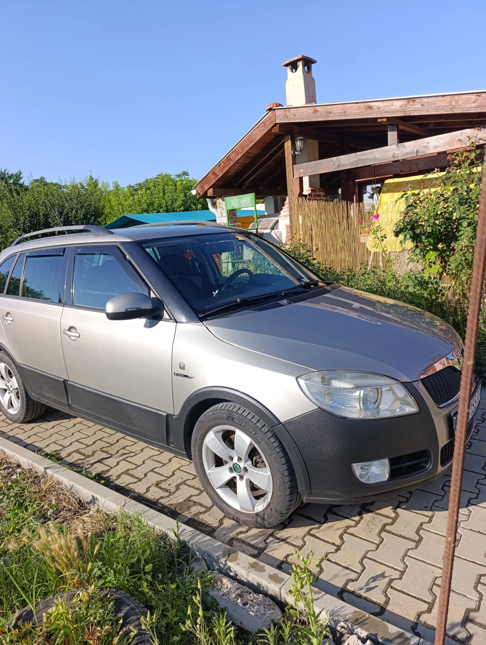 Skoda Fabia Scout , снимка 5 - Автомобили и джипове - 55080848