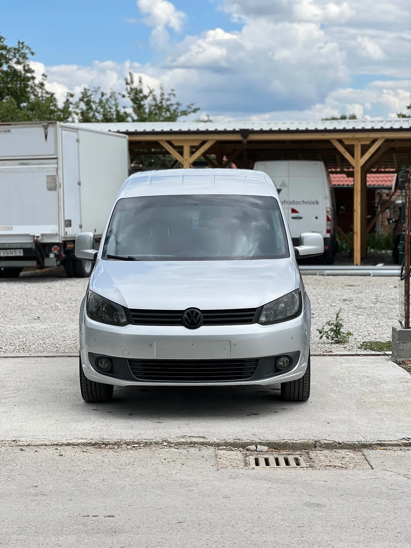 VW Caddy 1.6tdi 102к.с., снимка 2 - Автомобили и джипове - 55394665