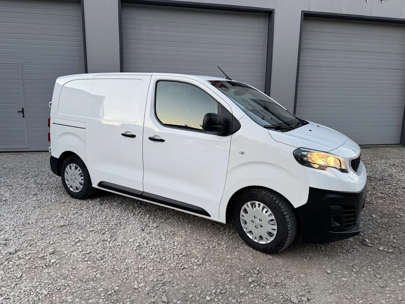 Peugeot Expert 1.6HDI* KLIMATIK , снимка 13 - Автомобили и джипове - 55457188