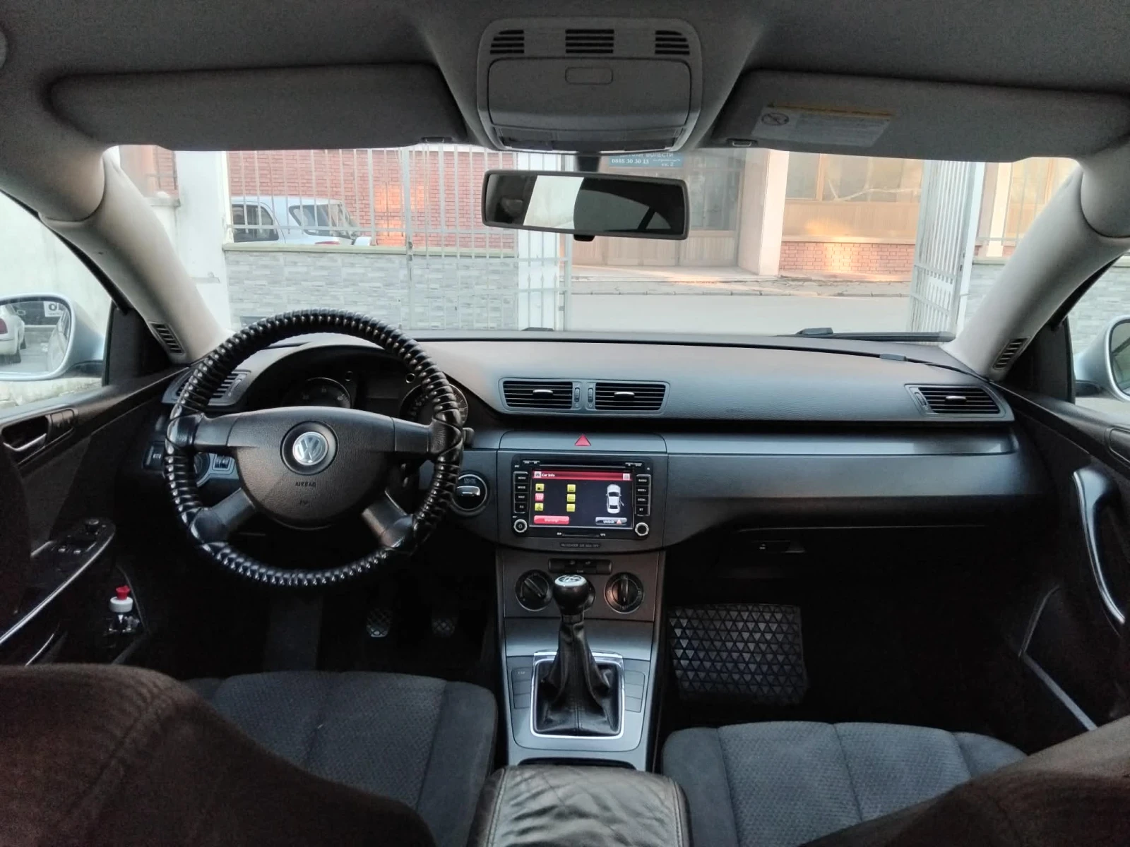 VW Passat 1.9 TDI, снимка 4 - Автомобили и джипове - 55465438