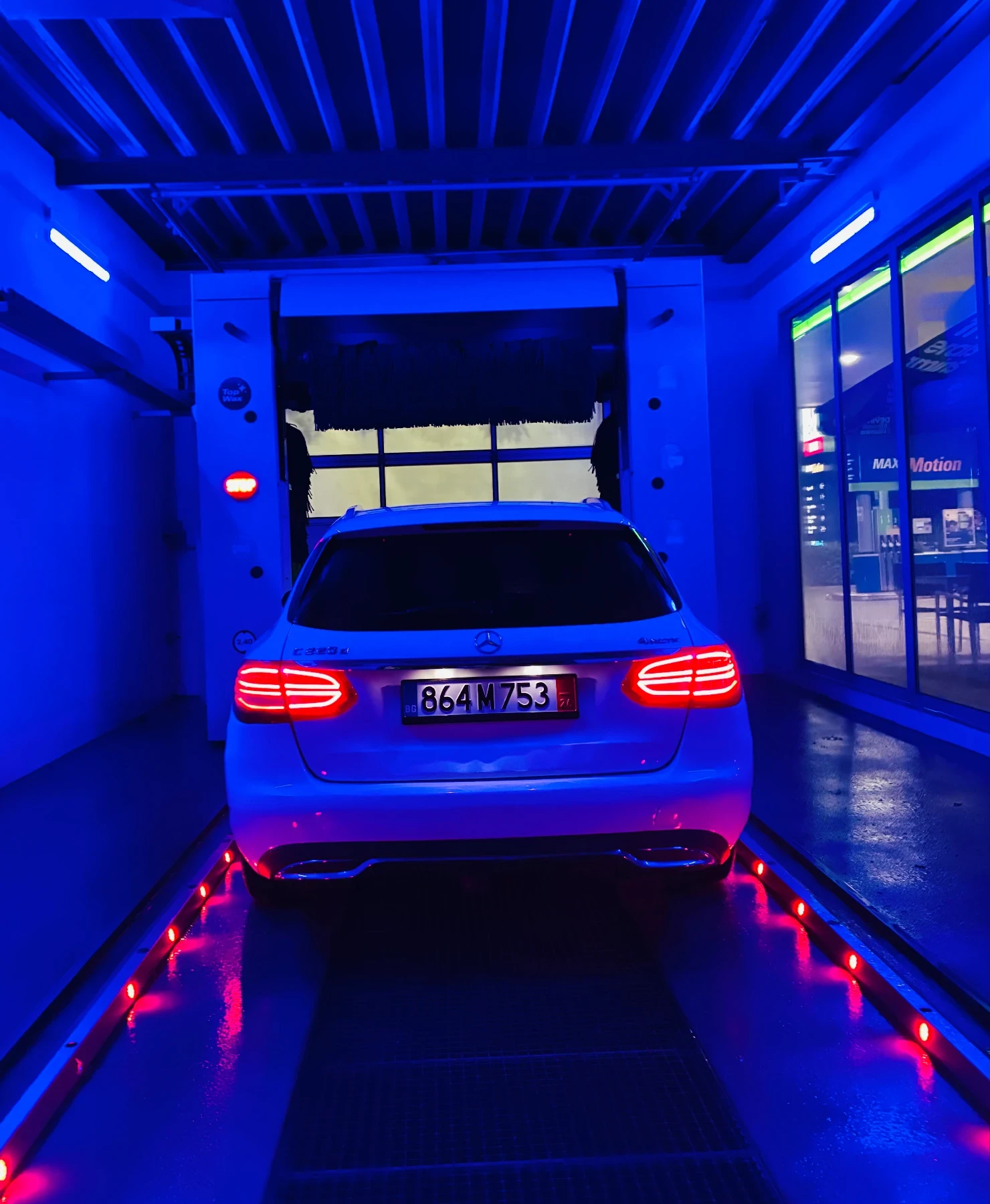 Mercedes-Benz C 220, снимка 13 - Автомобили и джипове - 55590615
