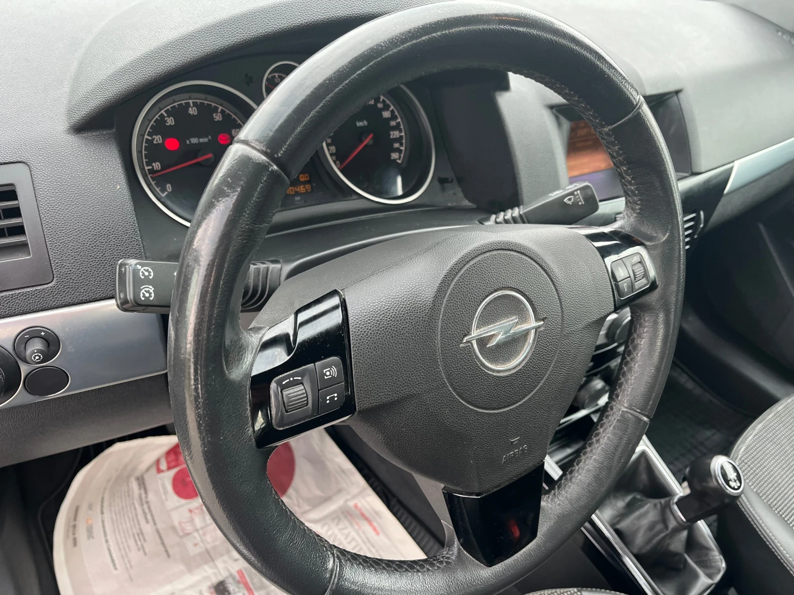 Opel Astra 1.6i, снимка 11 - Автомобили и джипове - 56167095