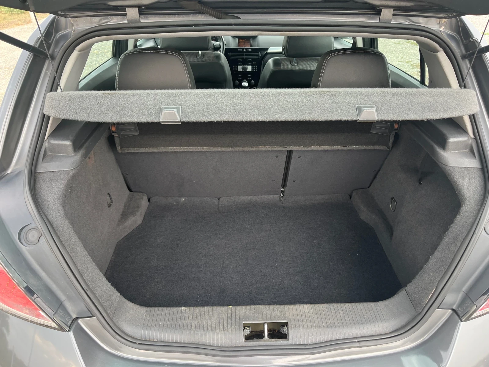 Opel Astra 1.6i, снимка 15 - Автомобили и джипове - 56167095
