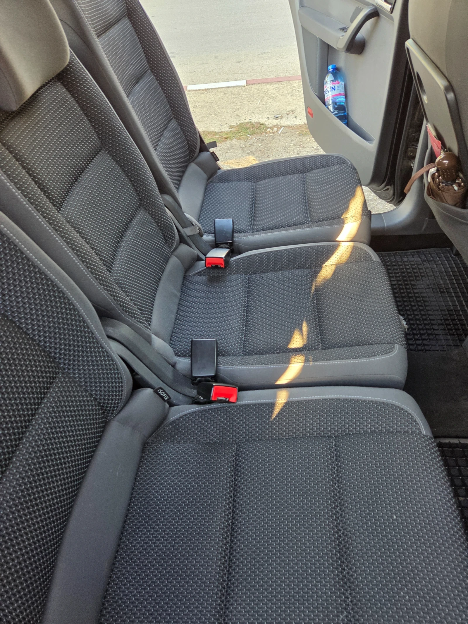 VW Touran, снимка 6 - Автомобили и джипове - 56227101