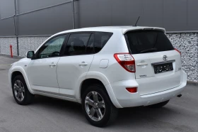 Toyota Rav4 2.2D/150kc= CROSSOVER= AUTOMAT= AWD= КОЖА/НАВИ= ТО, снимка 3