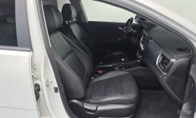 Kia Stonic - 14131 € / 27637.83 лв. - 25177675 11