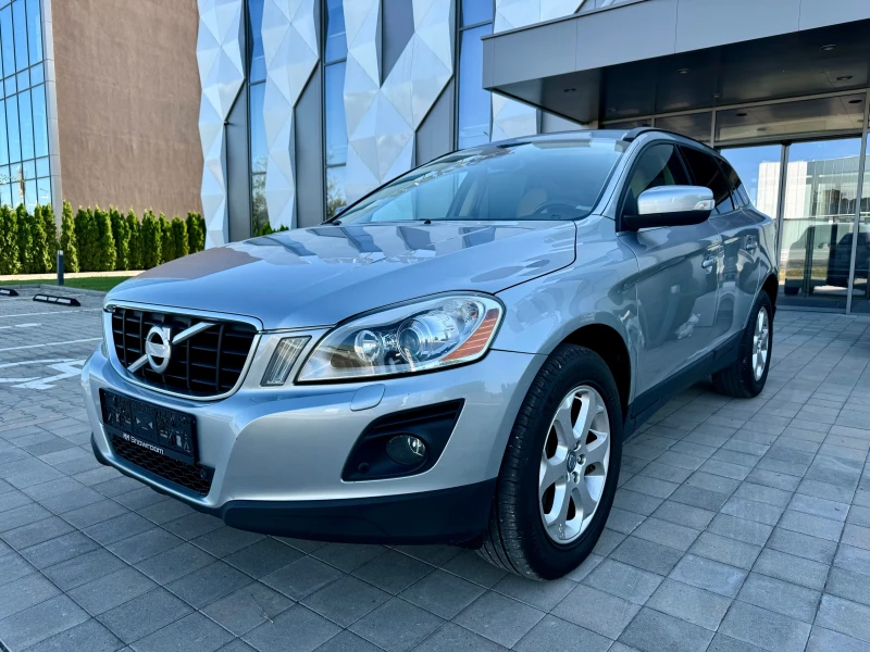 Volvo XC60 2.4-D5-AWD-НАВИ-ПАМЕТ-ПОДГРЕВ-DVD-КАМЕРА, снимка 1 - Автомобили и джипове - 46860453