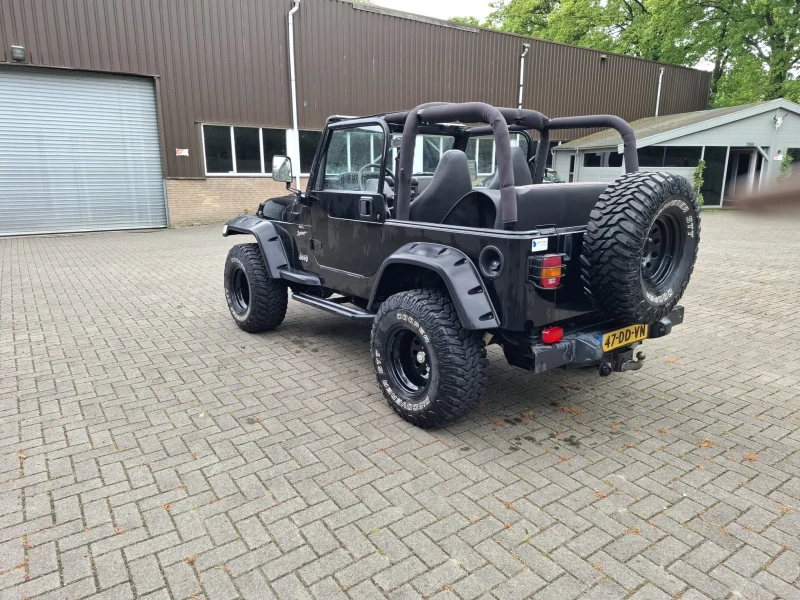 Jeep Wrangler 4.0i 1999 Sport Costum , снимка 14 - Автомобили и джипове - 50415819