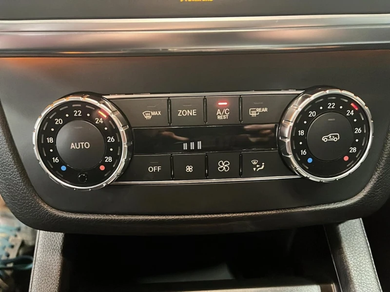 Mercedes-Benz ML 350 BlueTEC  CARFAX, снимка 12 - Автомобили и джипове - 52814983