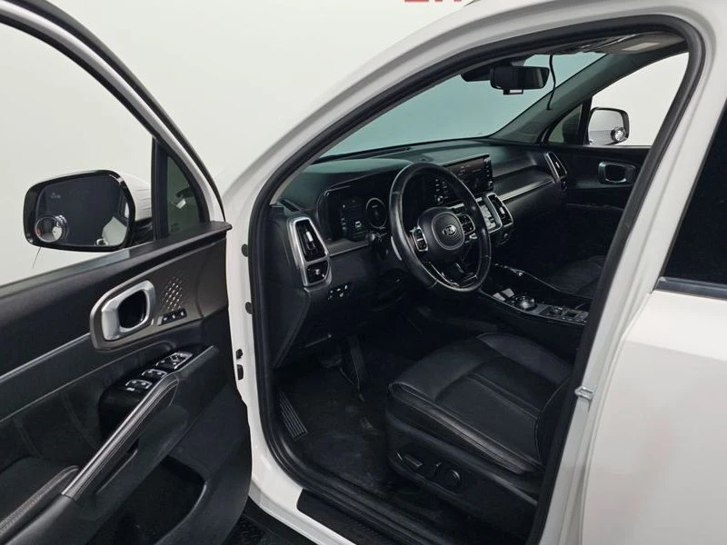Kia Sorento 2.2 Automatic, снимка 6 - Автомобили и джипове - 55579844