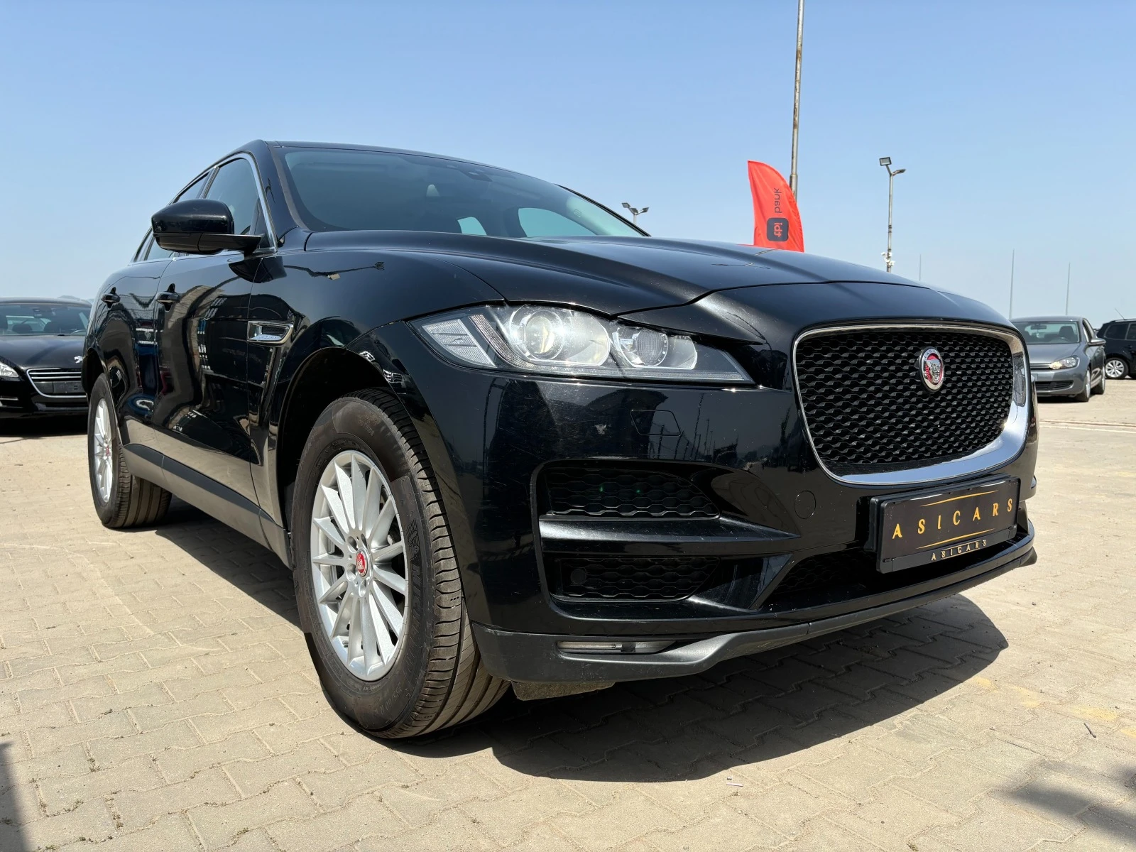 Jaguar F-PACE 2.0D AWD AUTOMATIC EURO 6B - изображение 7