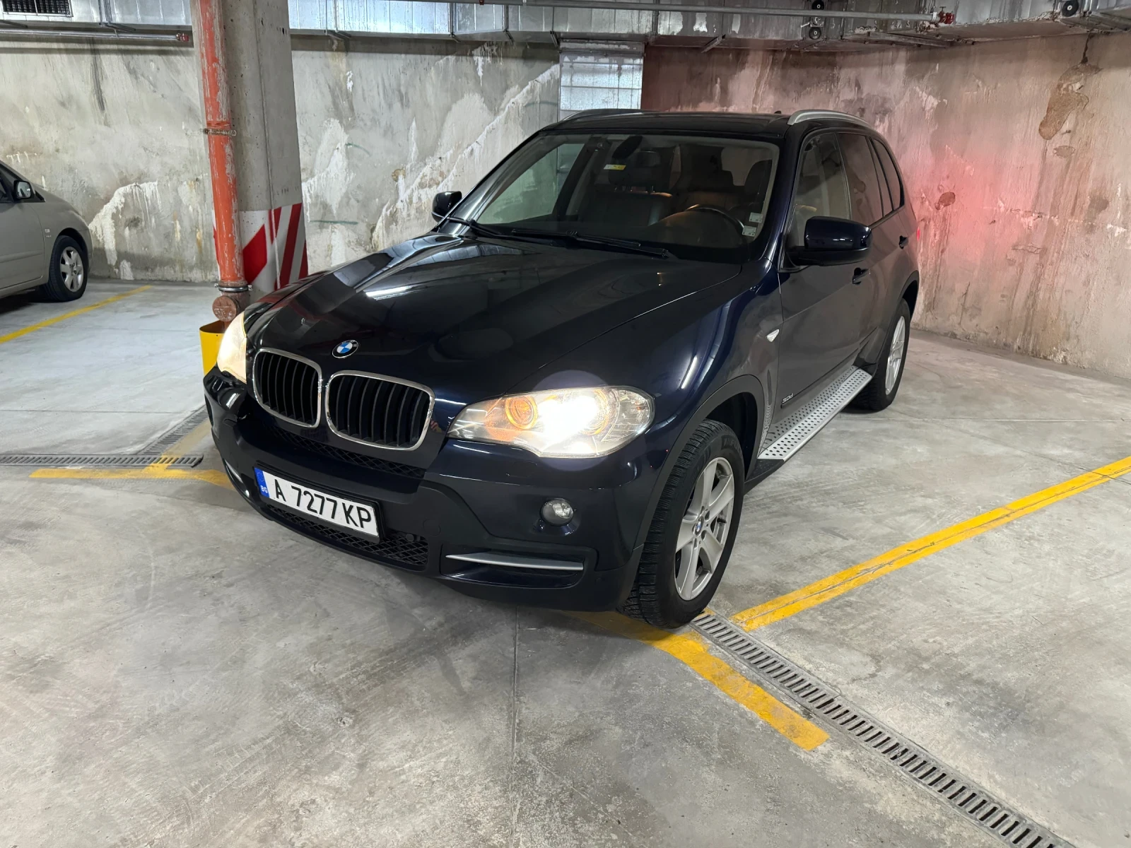 BMW X5 E70 - изображение 8