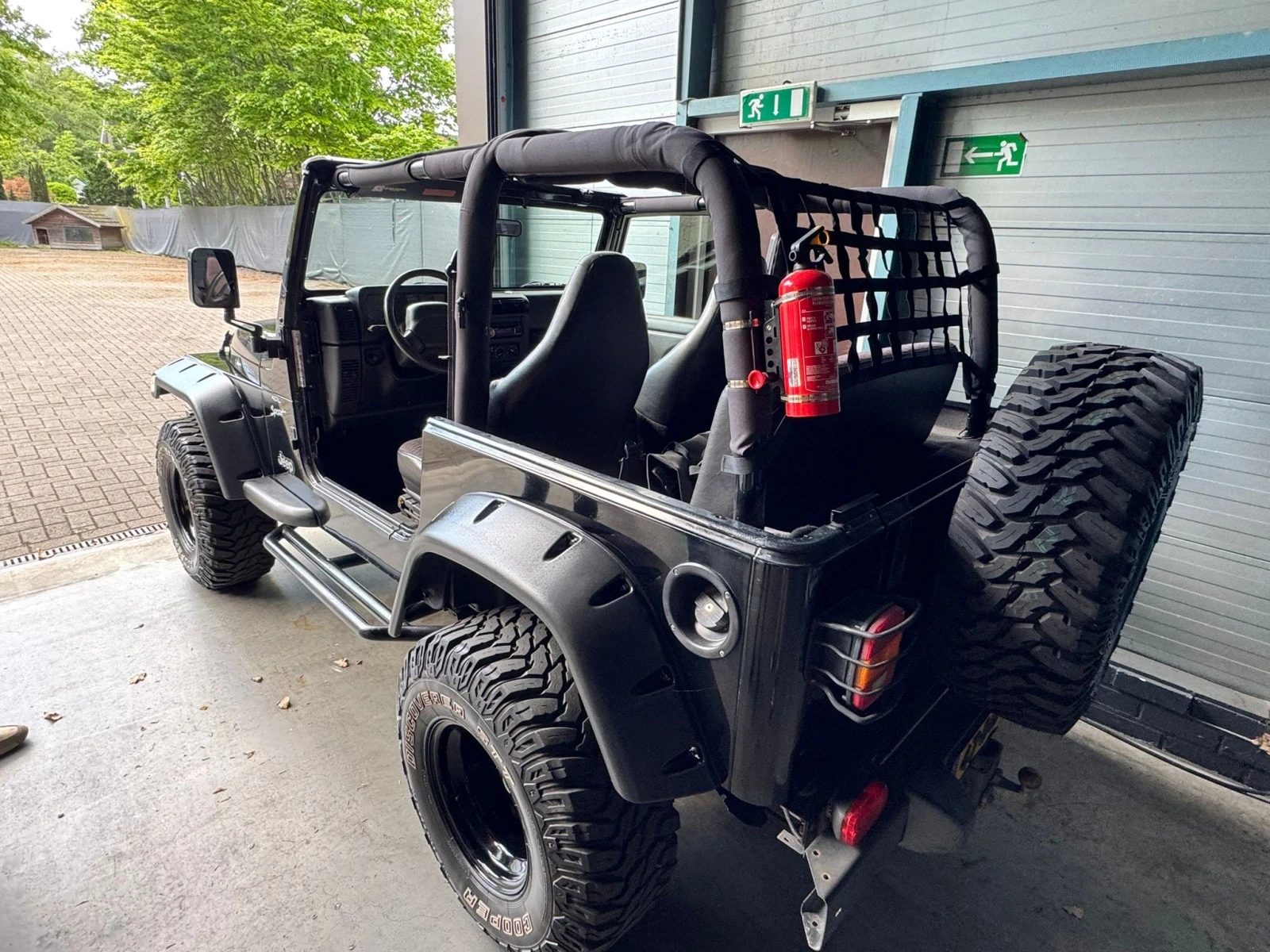 Jeep Wrangler 4.0i 1999 Sport Costum  | Mobile.bg   15