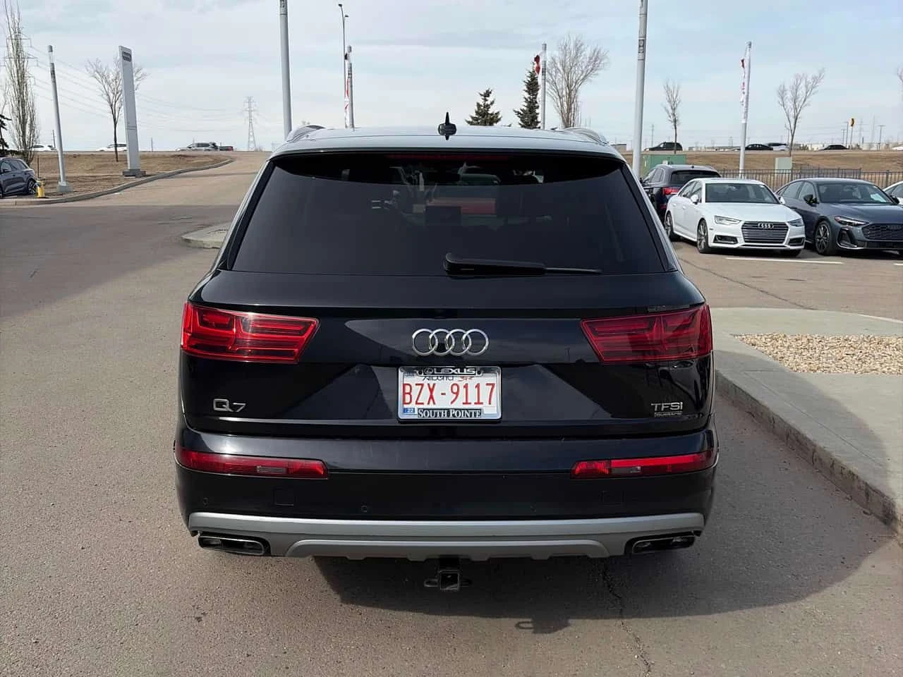 Audi Q7 * 3.0T TECHNIK * ПАНО * ПОДГРЕВИ * ОБДУХ * CARFAX, снимка 4 - Автомобили и джипове - 54185736