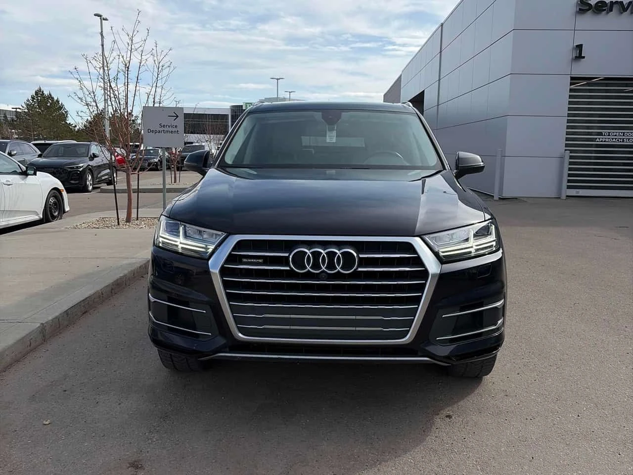 Audi Q7 * 3.0T TECHNIK * ПАНО * ПОДГРЕВИ * ОБДУХ * CARFAX, снимка 6 - Автомобили и джипове - 54185736