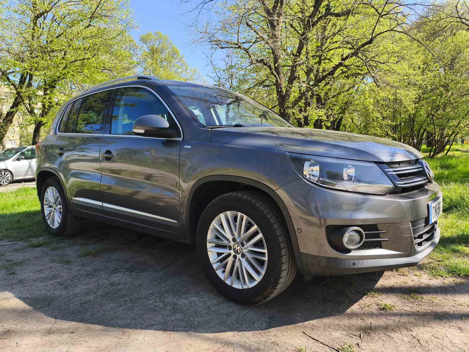 VW Tiguan 2.0 TDI 140 к.с. CUP | 2015 | ПАНОРАМА | СЕРВИЗНА 