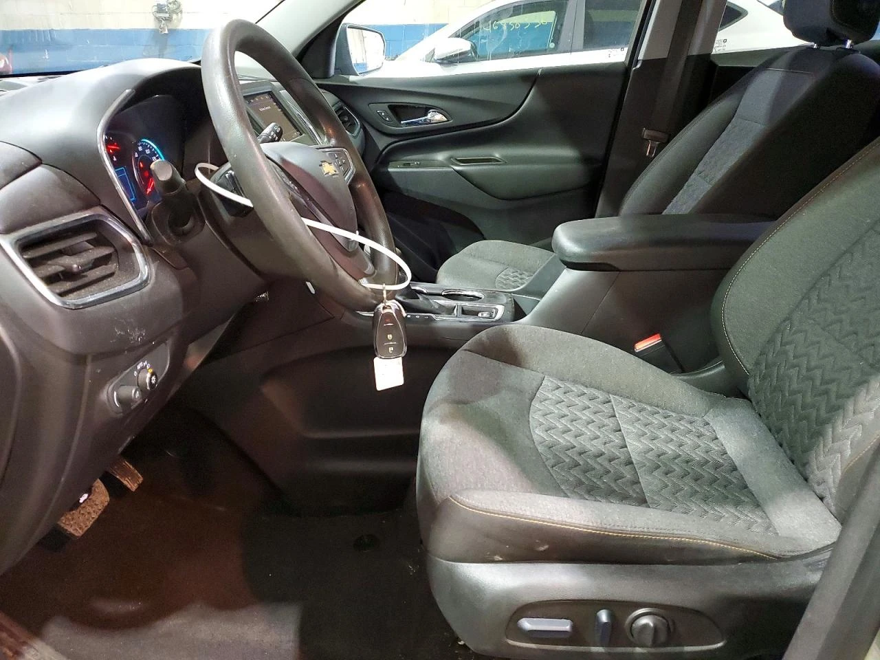 Chevrolet Equinox 1.5l Lt, снимка 7 - Автомобили и джипове - 54384235