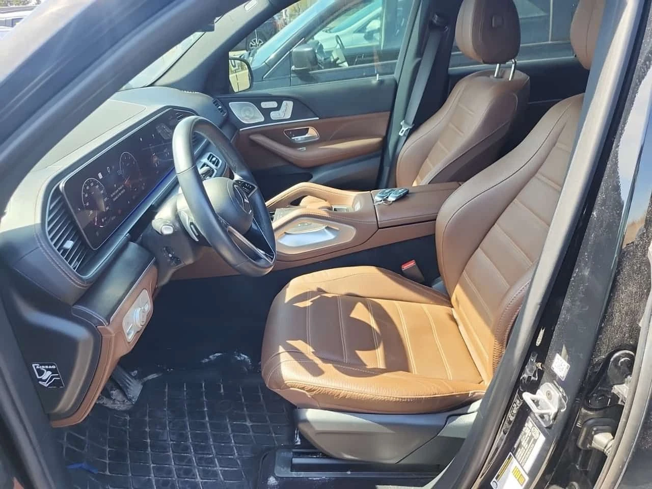 Mercedes-Benz GLE 350 /360/DISTRONIC/BURMESTER/CARFAX, снимка 5 - Автомобили и джипове - 54537283