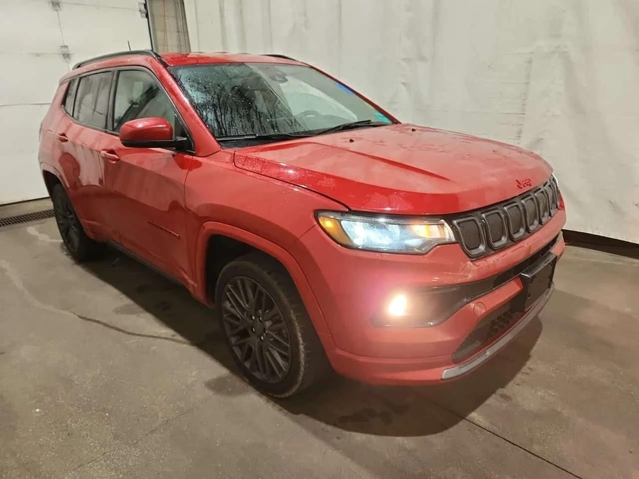 Jeep Compass * (RED) EDITION * CARFAX * БЕЗ ПЪРВОНАЧАЛНА ВНОСКА, снимка 2 - Автомобили и джипове - 54597246