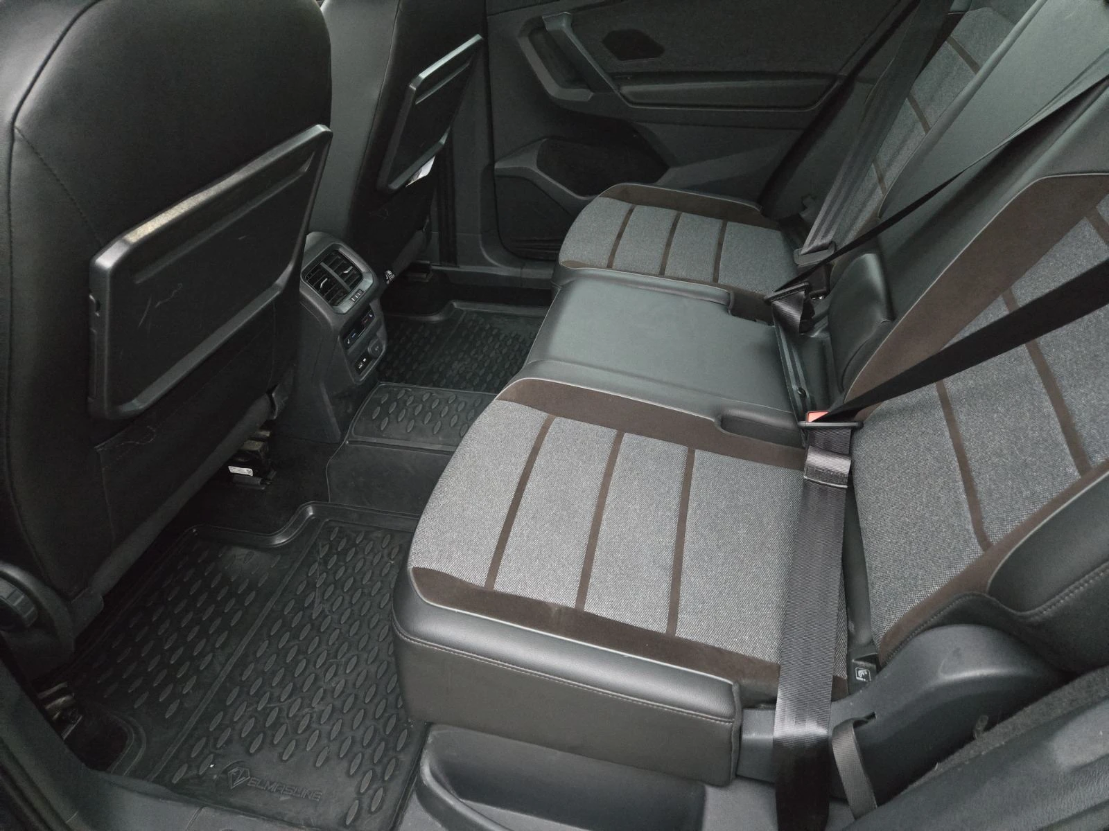 Seat Tarraco 2.0 TDi 150 4x4, снимка 11 - Автомобили и джипове - 54800203