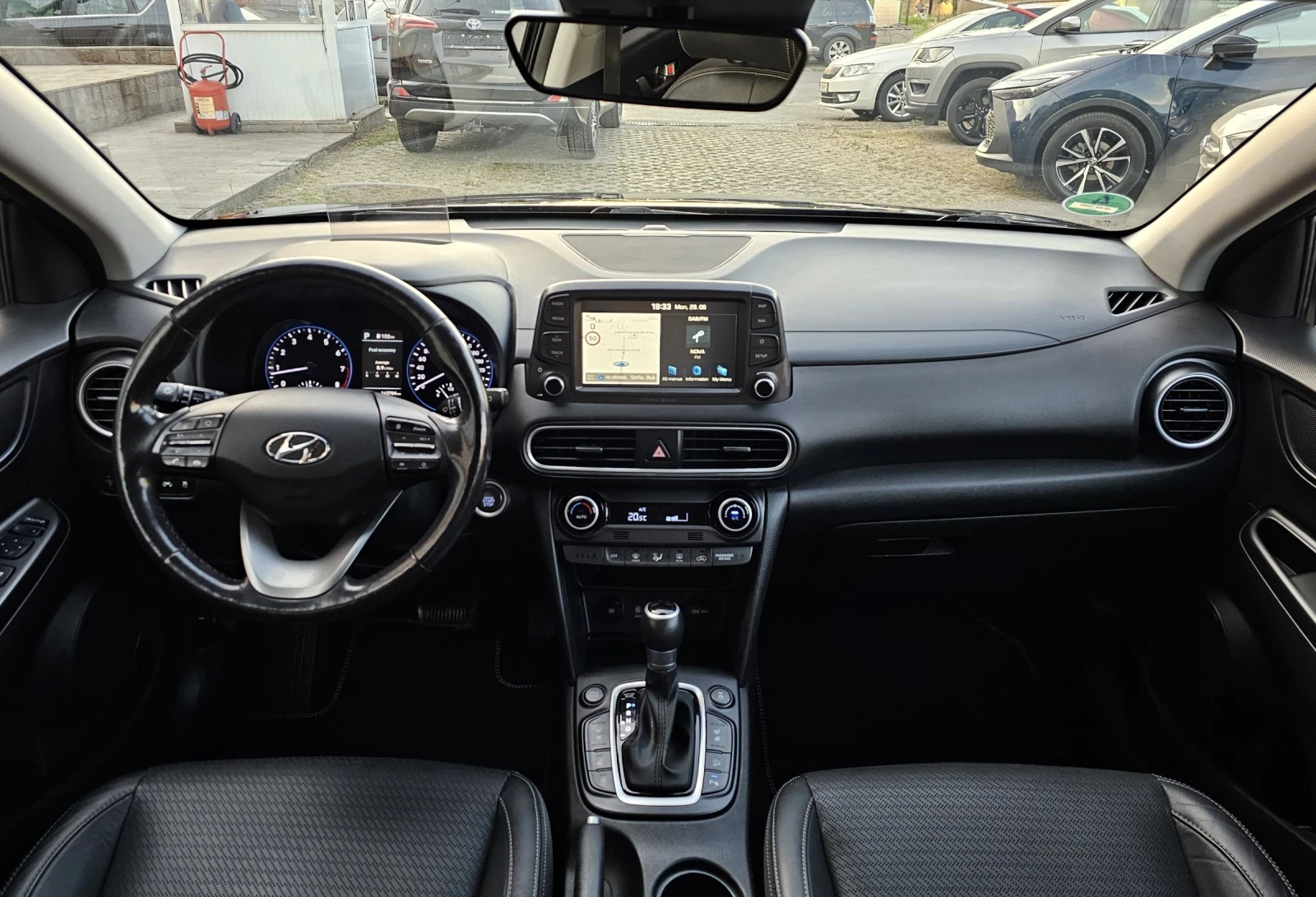 Hyundai Kona 1.6 T-GDI 4WD Premium KRELL CarPlay Обдухване, снимка 11 - Автомобили и джипове - 55094565
